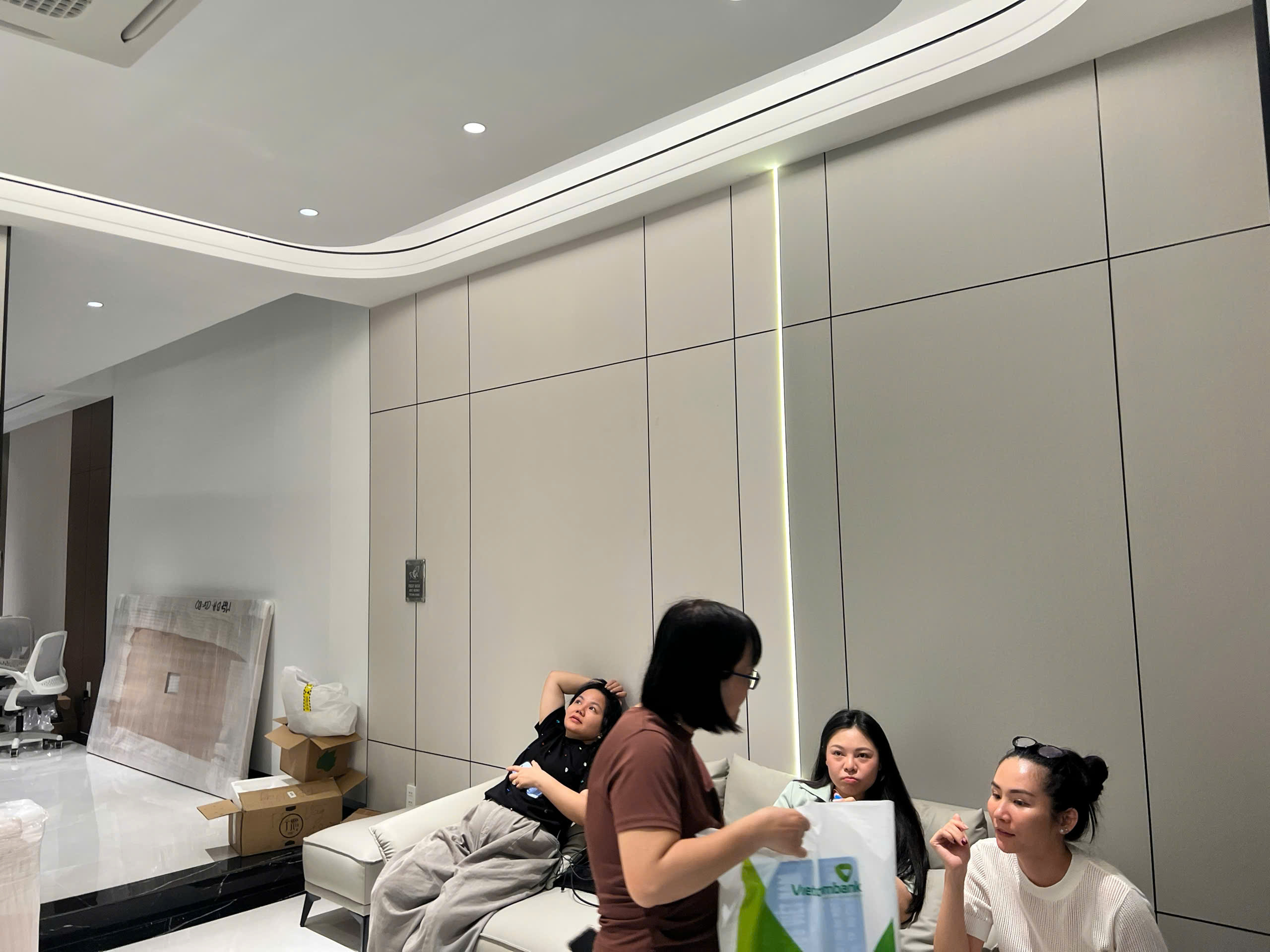 Danh mục tấm ốp than tre